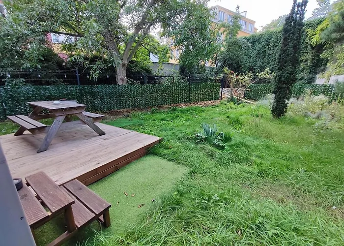 Tinyhouse Under Watertower * Вроцлав