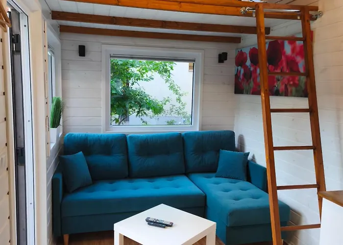 Tinyhouse Under Watertower * Вроцлав