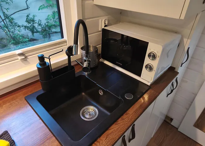 Tinyhouse Under Watertower * Вроцлав