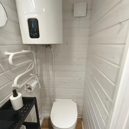 Tinyhouse Under Watertower فروتسواف