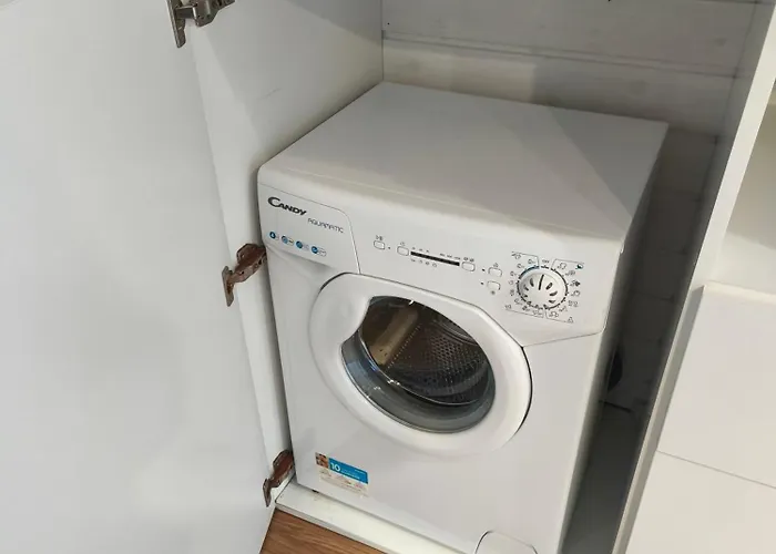 Tinyhouse Under Watertower *